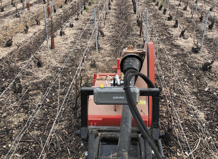 Broyage sarments avec chevillard - Travaux mécaniques vignes