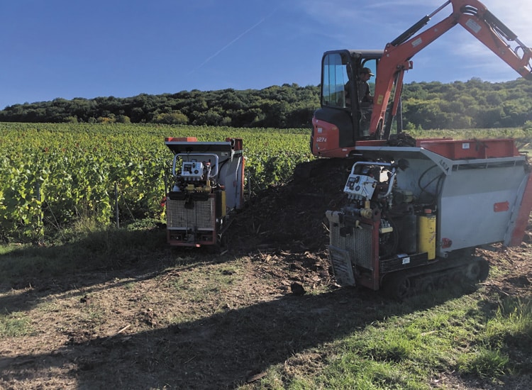 Epandage écorces - Travaux mécaniques vignes